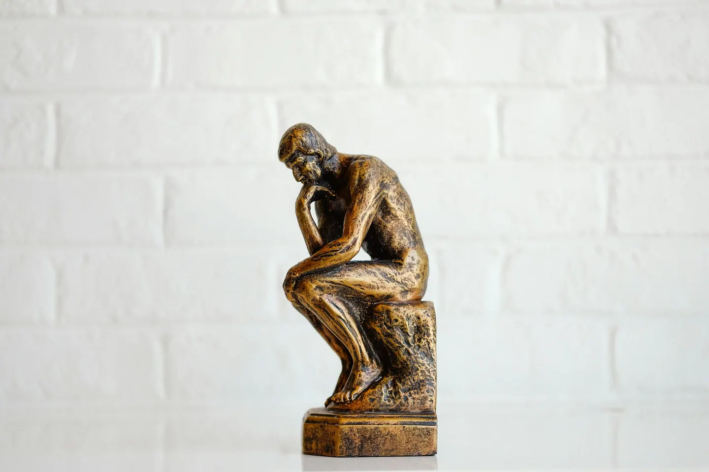Estatueta de O Pensador, de Rodin
